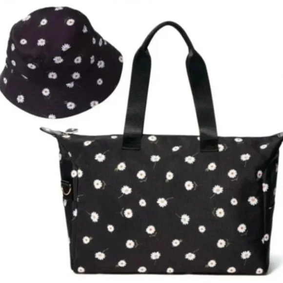 Alice + Olivia Daisy Print Duffel Bag & Bucket Hat - Picture 1 of 8
